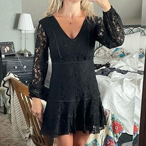 Vici date night little black dress